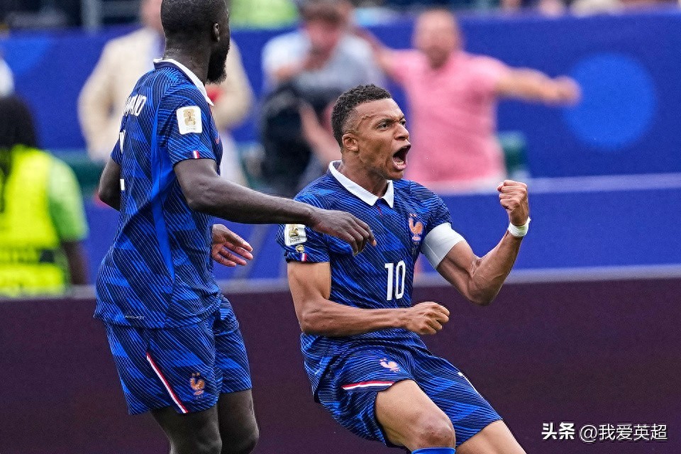 Mbappe lập cú đúp liên tiếp! Phá vỡ 7 kỷ lục lớn, 16 bàn thăng lên vị trí thứ 2 lịch sử World Cup, chỉ còn kém Messi 2 bàn