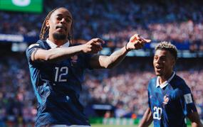 Barcola rất phù hợp với Liverpool