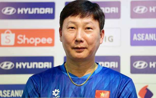HLV Kim Sang Sik: 'Mục tiêu của đội tuyển Việt Nam là bảo vệ chức vô địch'