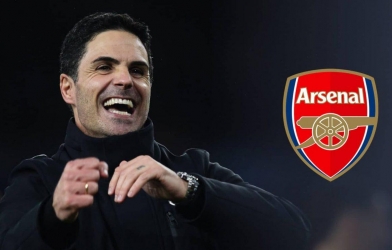 Arsenal chuẩn bị có quái vật ghi bàn mới