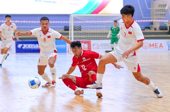 Tuyển Việt Nam 'đại chiến' Úc, quyết tranh HCĐ Đông Nam Á