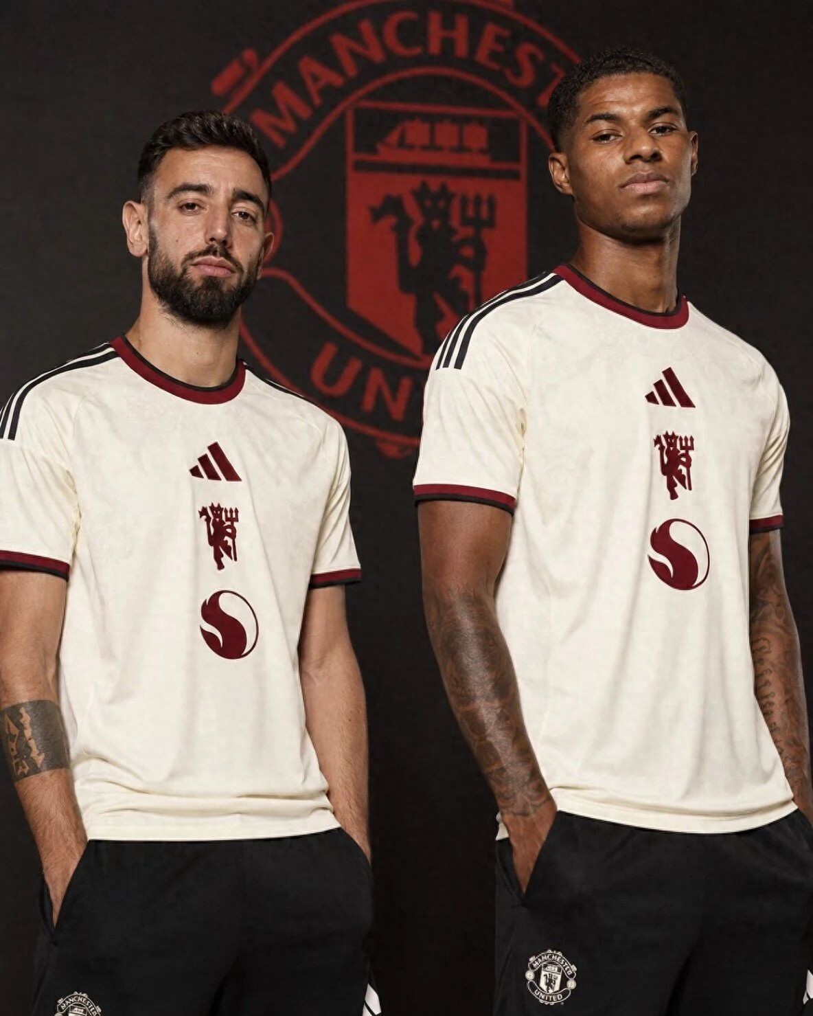 Manchester United công bố danh sách 26 cầu thủ đấu Milan: Rashford chính thức trở lại, Sesko và Mount vẫn chấn thương vắng mặt