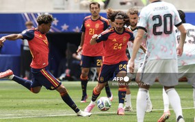 Mourinho chiêu mộ Cucurella để khóa Yamal