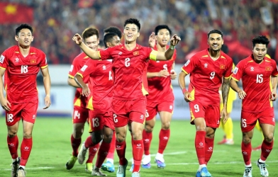 CĐV Đông Nam Á bùng nổ cảm xúc khi ĐT Việt Nam thắng 3-1 Malaysia