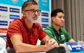 HLV Anthony Hudson: 'Thái Lan không phải ứng viên số một tại ASEAN Cup 2026'