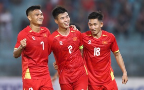 Ba cầu thủ Hà Nội FC đều ghi bàn vào lưới Bangladesh, fan thốt lên điều đặc biệt