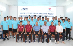 Quang Hải có bước ngoặt trong sự nghiệp huấn luyện