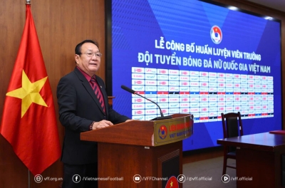 Vừa nhận chức, tân HLV ĐT Việt Nam nói thẳng về cầu thủ Việt kiều