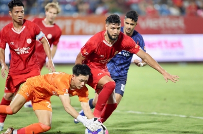 Hàng loạt đội bóng V.League tăng tốc săn sao trước mùa giải mới
