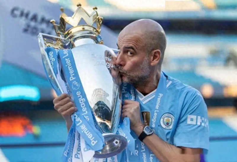 Pep Guardiola huấn luyện Man City 10 năm, ghi 878 bàn tại Premier League dẫn đầu, Liverpool 784 bàn đứng thứ hai.