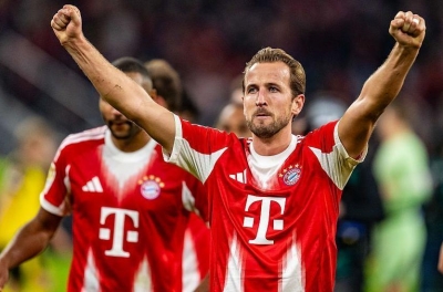 Dính 2 thẻ đỏ, Bayern Munich thoát thua ngoạn mục trước Leverkusen