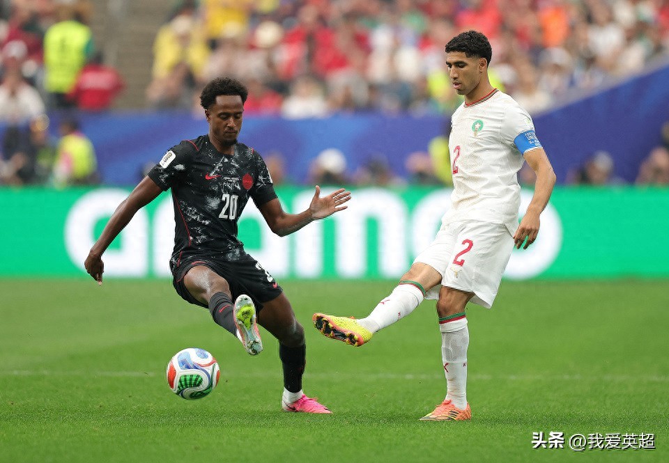 Ma-rốc hòa Canada 0-0 trong hiệp một: Tân binh 55 triệu euro của Bayern chấn thương rời sân, Ashraf gây lộn xộn, 6 cầu thủ bị thẻ vàng