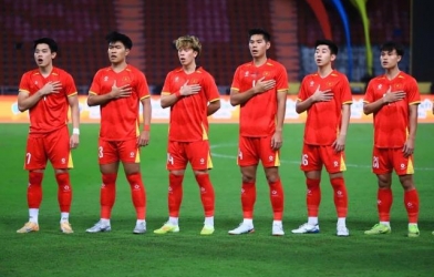 Tỏa sáng ở U23 châu Á, hậu vệ trẻ vẫn bị 'ngó lơ' tại ĐT Việt Nam