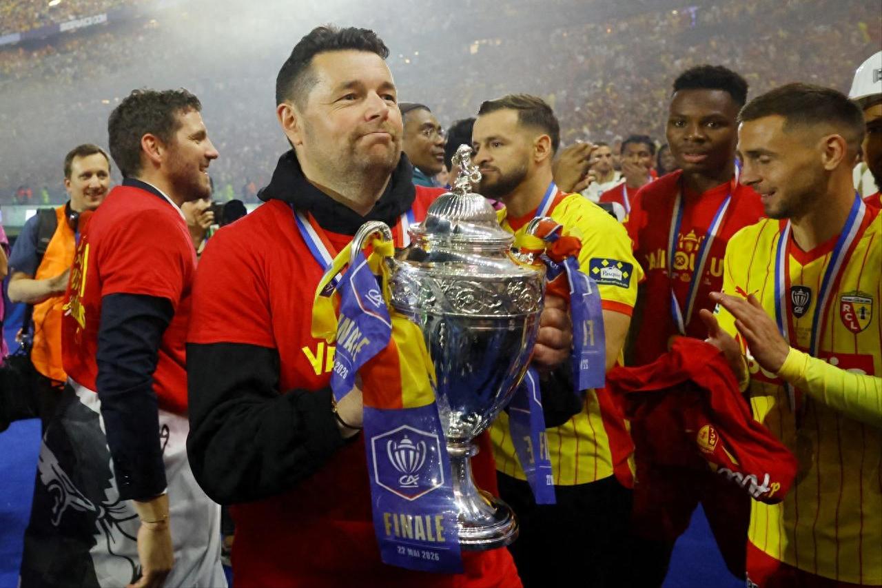 Không đá Champions League mà đi đá Europa League? HLV Franck Haise của Lens quyết định rời nhiệm sở, dự định dẫn dắt Crystal Palace