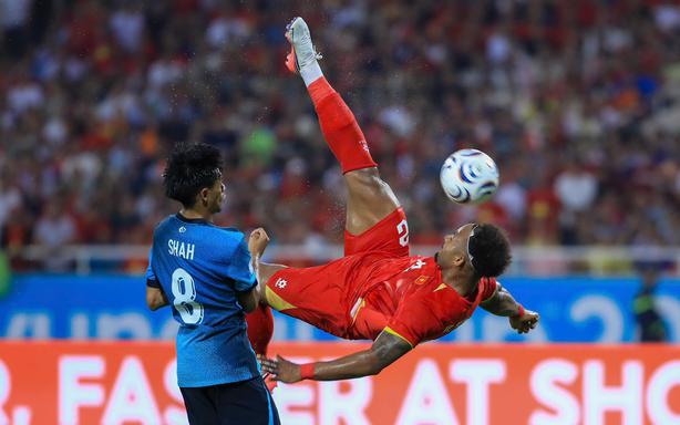 Đội tuyển Việt Nam tính cách đánh bại Indonesia ngay trên sân khách