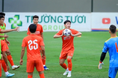 ĐT Việt Nam có thay đổi bất ngờ trước ngày sang Hàn Quốc