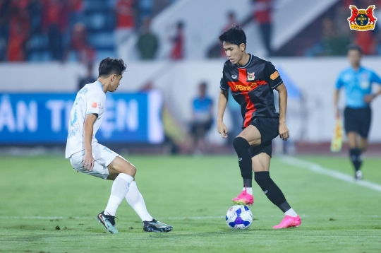'Yamal Việt Nam' tỏa sáng, Ninh Bình thắng ngược HAGL