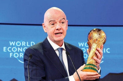 FIFA hành động khẩn cấp giữa biến cố chưa từng có trong lịch sử