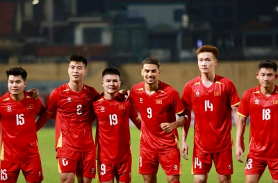 CĐV châu Á thốt lên 1 điều khi Việt Nam thắng đập 3-0 Bangladesh
