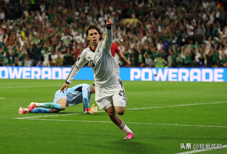 Cộng hòa Séc 0-3 Mexico, 1 điểm, đứng cuối bảng và bị loại. Thủ môn 40 tuổi Ochoa vào sân thay người, lập kỷ lục.