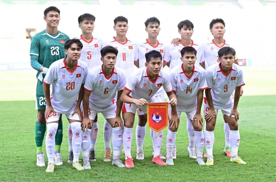 Tin nóng bóng đá trưa 8/6: U19 Việt Nam dậy sóng vì trọng tài, Eriksen khiến cả thế giới lo lắng