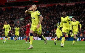 Tottenham: Từ thảm họa Metropolitano đến khát vọng 'đêm huyền diệu'