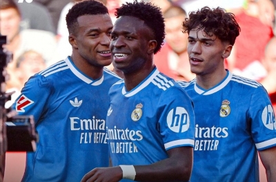 Vinicius tỏa sáng, Real Madrid đánh bại Sevilla ngay tại thánh địa Nervion