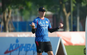 HLV thủ môn Công an Hà Nội FC: "Bóng chết" đang góp phần định đoạt cuộc chơi từ World Cup cho tới V.League