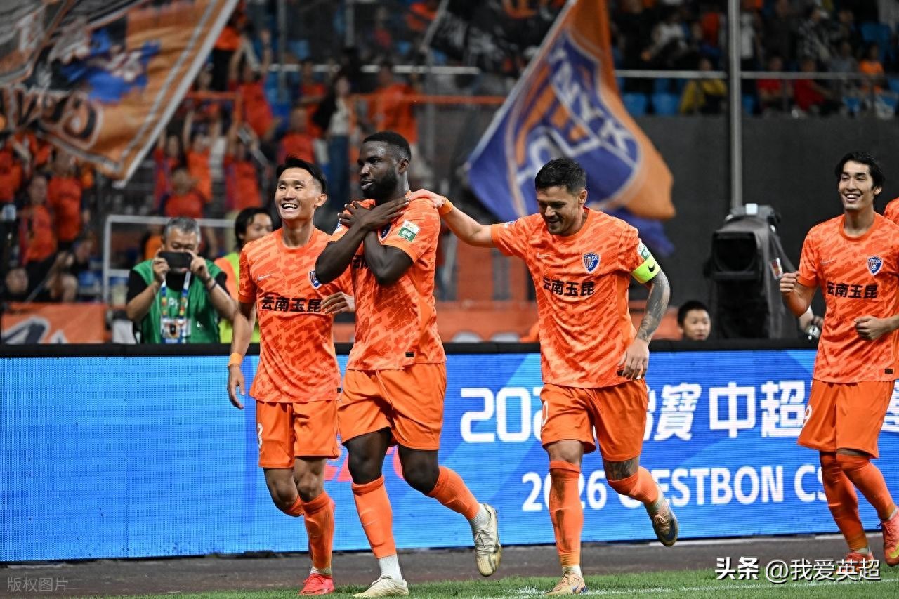 Chengdu Rongcheng 0-1 Yunnan Yukun: 6 trận không thắng tại CSL nhưng vẫn dẫn đầu với 13 điểm, Oscar đánh đầu ấn định chiến thắng, bàn thứ 16 mùa giải