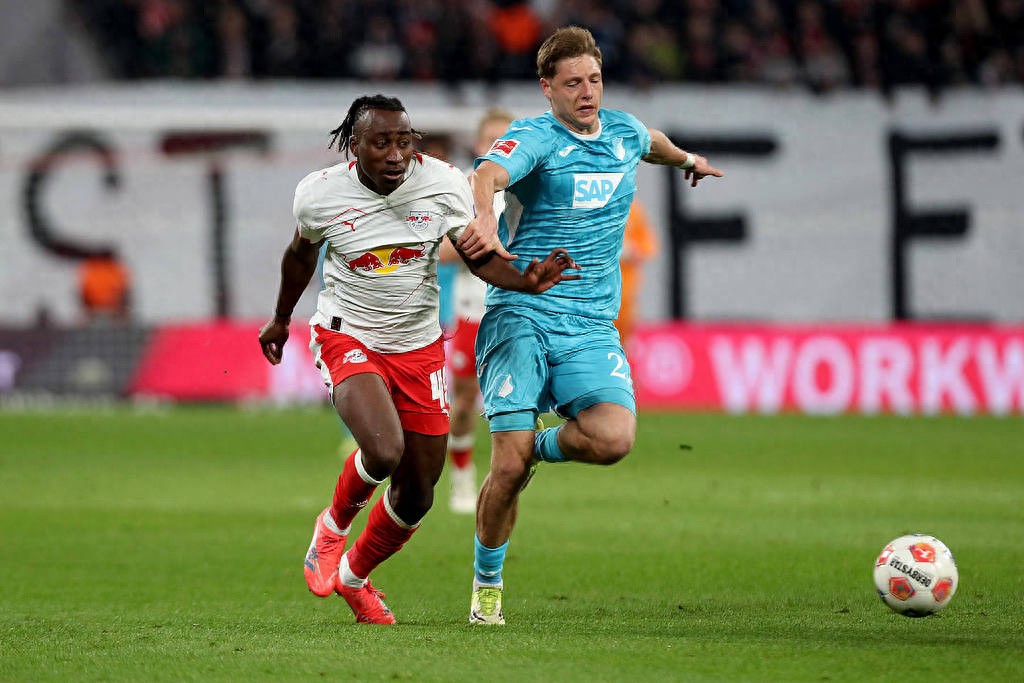 Biến động bất ngờ! Truyền thông Đức phản bác Romano: Leipzig từ chối mọi lời đề nghị của Real Madrid cho Diomandé