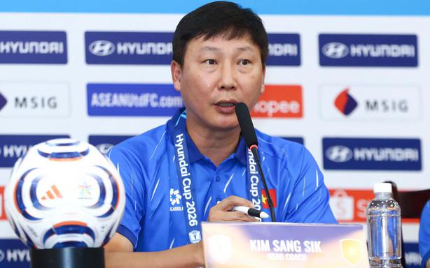 HLV Kim Sang Sik: 'Đội tuyển Việt Nam có lợi thế về ngày nghỉ'
