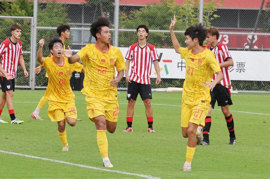 Thắng liên tiếp Arsenal và Bilbao, đội U17 quốc gia thiếu niên lấy việc khảo sát làm trọng hơn thành tích