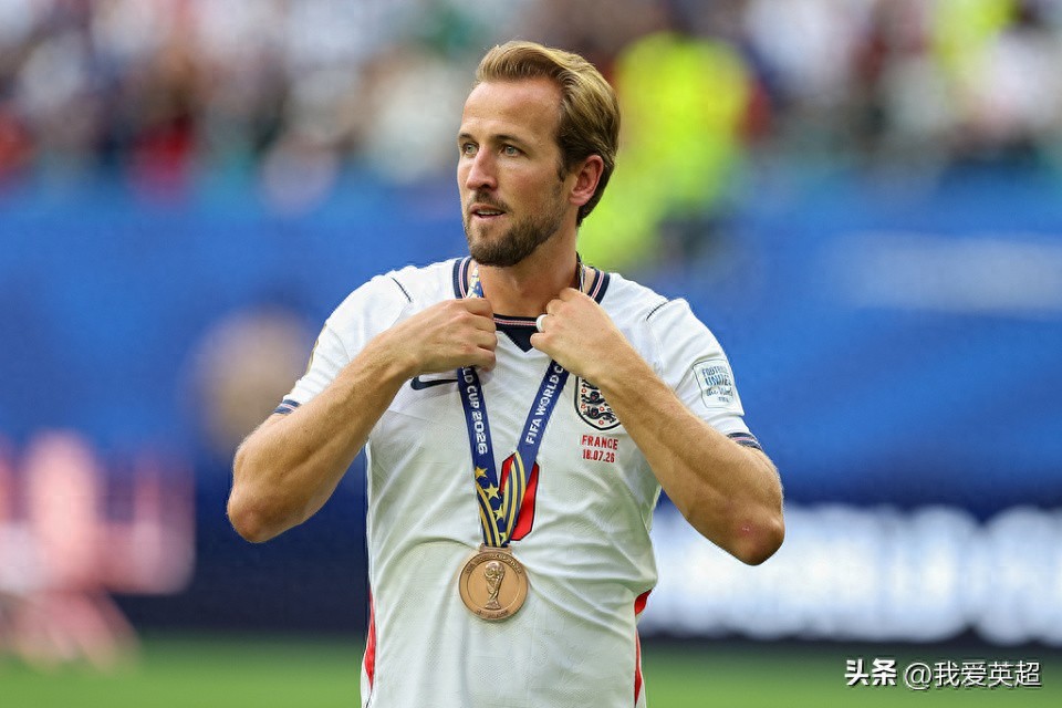 Tiếc nuối? Kane 32 tuổi không ra sân! Từ bỏ cơ hội giành Chiếc giày vàng World Cup, 73 bàn/mùa vẫn khó vượt kỳ tích của Messi