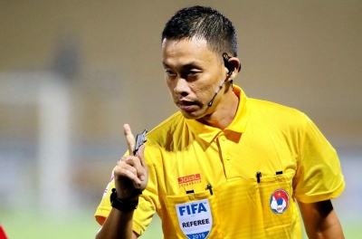 CHÍNH THỨC: AFC ra quyết định với trọng tài FIFA số 1 Việt Nam