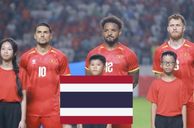 CĐV Đông Nam Á gọi tên Việt Nam khi chung bảng Thái Lan tại giải FIFA