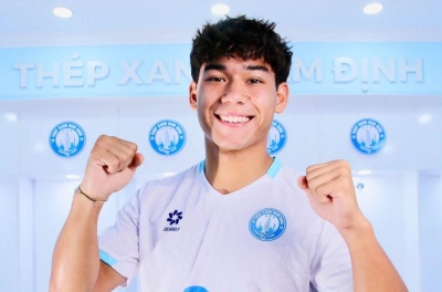 Thêm tiền vệ Việt kiều Gen Z chính thức cập bến V.League