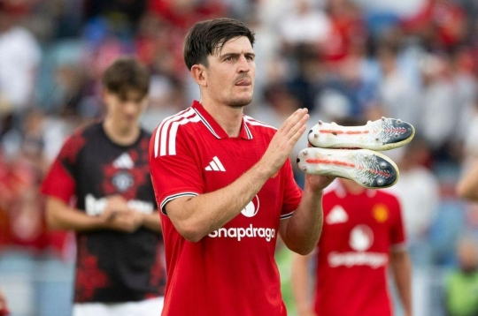 Maguire bảo chứng, MU 'có thêm' trung vệ chất lượng tại Old Trafford