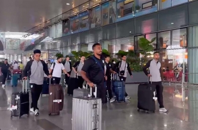 ĐT Bangladesh cập bến Việt Nam, cựu cầu thủ Ngoại hạng Anh vẫn chưa có mặt