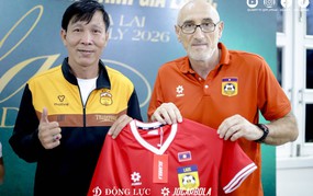 HLV tuyển Lào cảm ơn bầu Đức, hy vọng có thể tạo bất ngờ trước Thái Lan