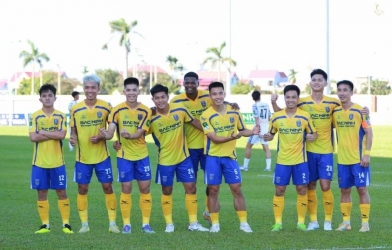 Điều chưa từng xảy ra ở cuộc đua thăng hạng V.League suốt 13 năm