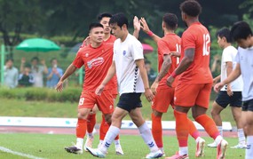 Tin nóng bóng đá Việt hôm nay 6/7: Đội tuyển Việt Nam thử nghiệm nhân sự; CAHN chiêu mộ cựu tuyển thủ U17 Tây Ban Nha