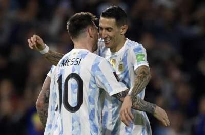 Di Maria nói một điều, mọi ánh mắt lại đổ dồn về Messi