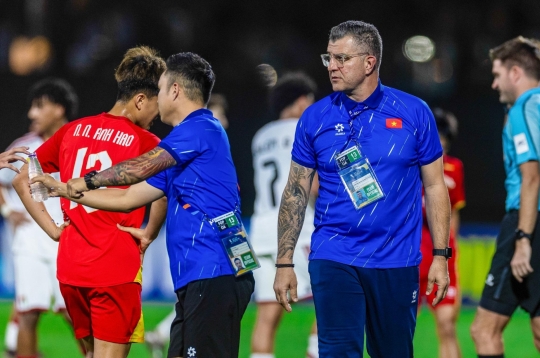HLV Brazil đi vào lịch sử bóng đá Việt Nam sau kỳ tích World Cup