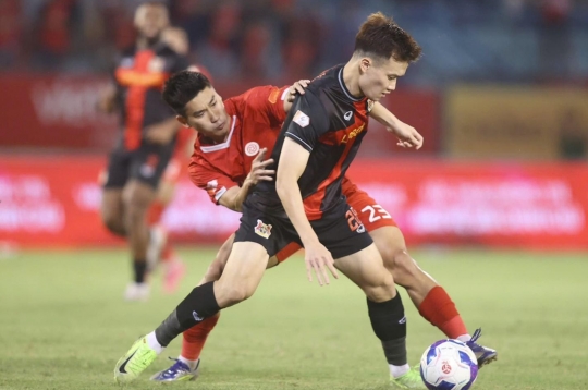 Trực tiếp Ninh Bình vs Viettel: Dàn sao đối đầu