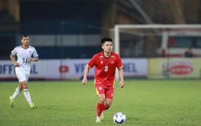 Lê Phạm Thành Long: "Mỏ neo" đích thực của HLV Kim Sang Sik