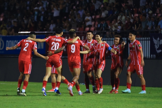 Tân binh V.League đón loạt viện binh chất lượng trước mùa giải