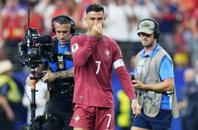 Vừa thua World Cup, Ronaldo lại nhận luôn tin sốc tại Al Nassr