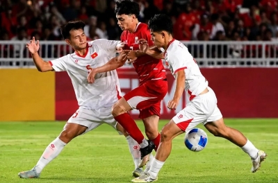 Tin nóng bóng đá trưa 10/6: U19 Việt Nam bị loại theo kịch bản khó tin, U23 Thái Lan nhận cú sốc cực lớn
