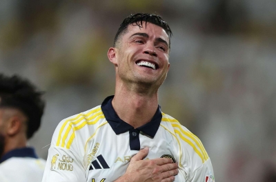 Ronaldo tái xuất Santiago Bernabeu sau 8 năm rời đi?