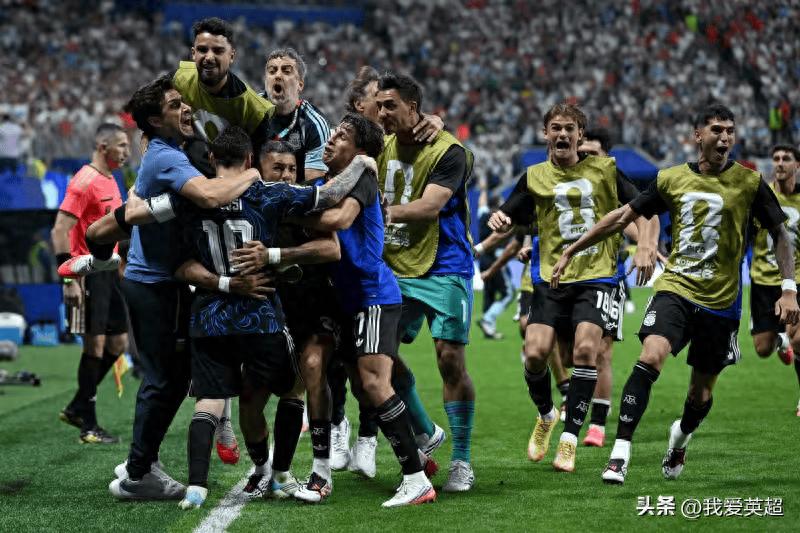 Tái hiện Cúp Liên lục địa! Trận chung kết World Cup chứng kiến cuộc đối đầu đỉnh cao trị giá 2 tỷ euro, lần đầu tiên hai thế hệ số 10 của Barcelona chạm trán.